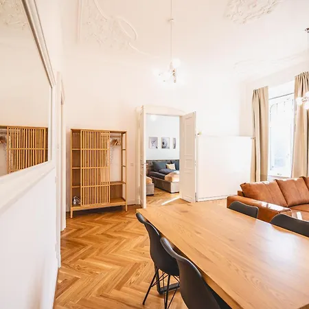 Appartement Tip! Design-apartment In Toplage 75qm In Szeneviertel Dresden