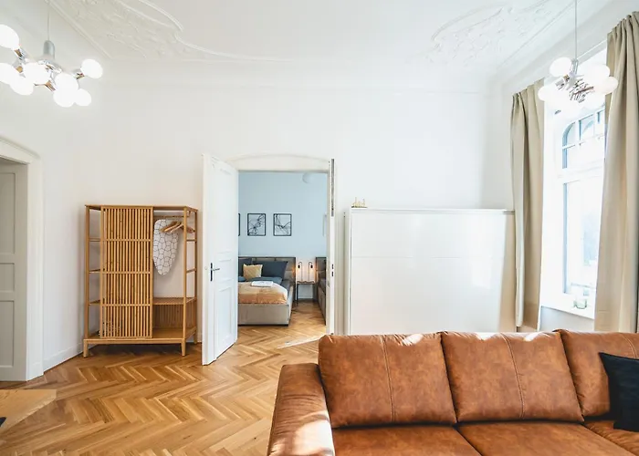 Tip! Design-apartment In Toplage 75qm In Szeneviertel *