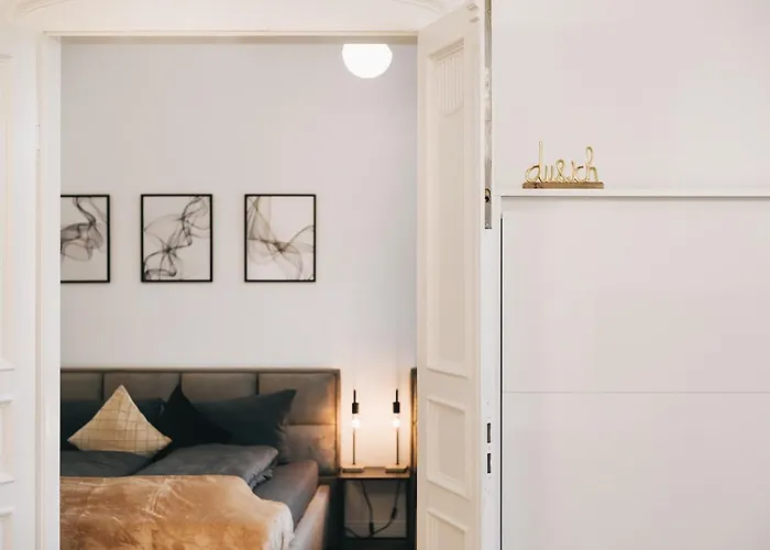 Tip! Design-apartment In Toplage 75qm In Szeneviertel * دريسدن