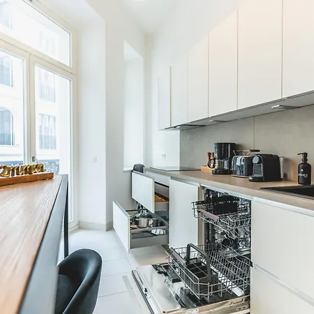 Tip! Design-apartment In Toplage 75qm In Szeneviertel * Dresden