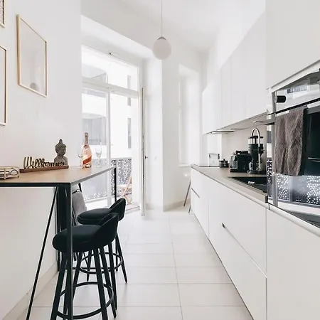 Tip! Design-apartment In Toplage 75qm In Szeneviertel * Dresden