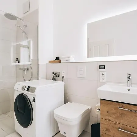 Appartement Tip! Design-apartment In Toplage 75qm In Szeneviertel Dresden