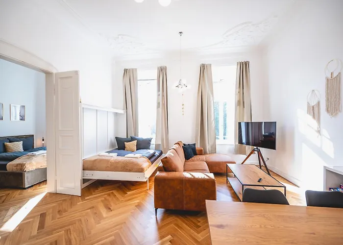 Appartement Tip! Design-apartment In Toplage 75qm In Szeneviertel