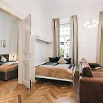 Tip! Design-apartment In Toplage 75qm In Szeneviertel Lejlighed