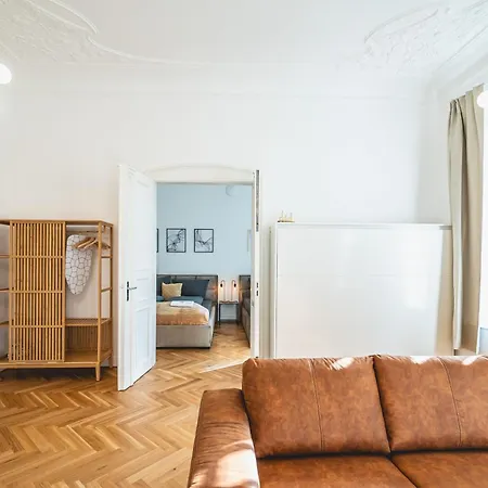 Tip! Design-apartment In Toplage 75qm In Szeneviertel *
